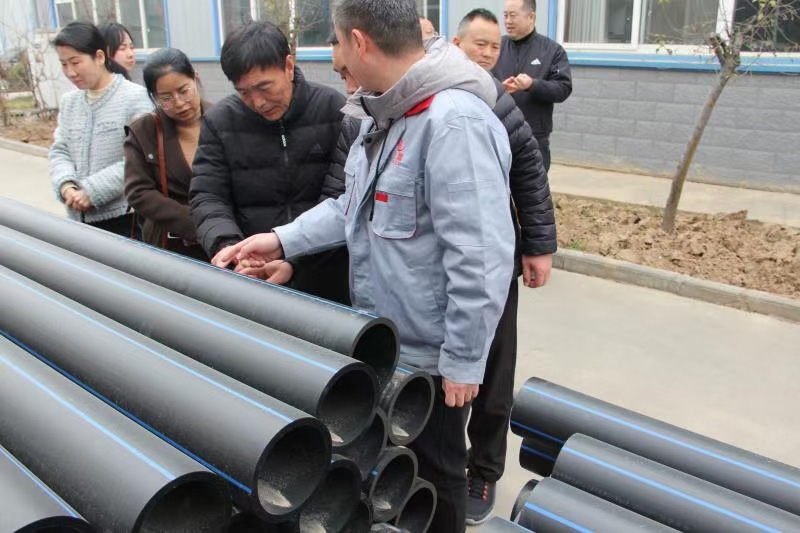 三门峡市陕州区水利局张局长，自来水公司赵总经理等人莅临陕西SBOBET利记官网实业公司考察指导工作