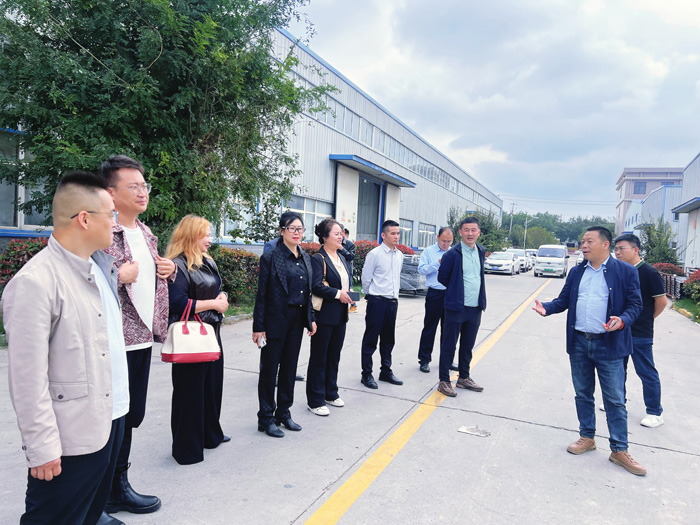 交大总裁班师生进入SBOBET利记官网实业参观学习
