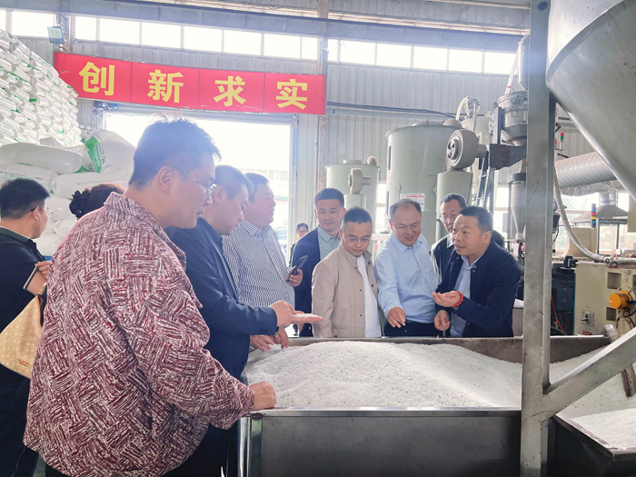 交大总裁班师生进入SBOBET利记官网实业参观学习